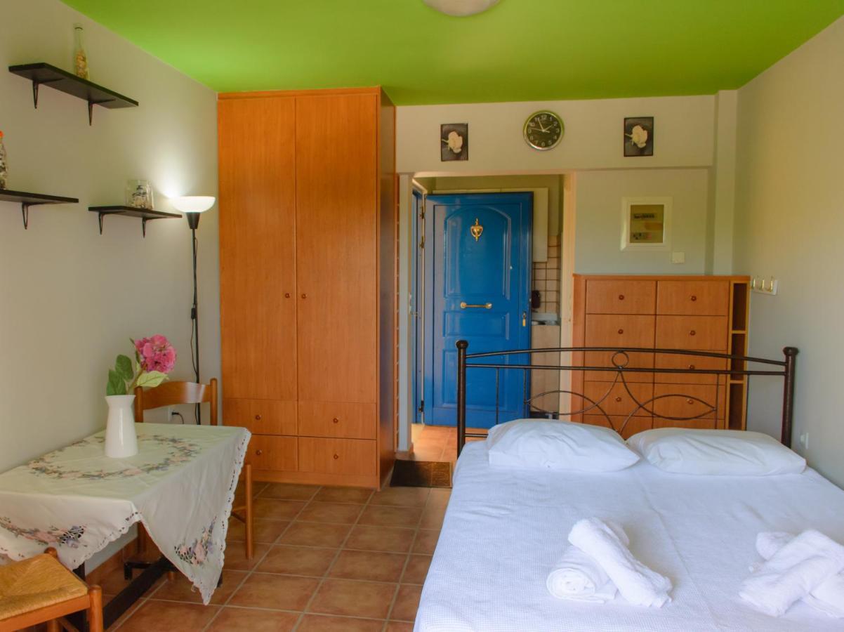 Marys House Apartment Porto Heli Bagian luar foto
