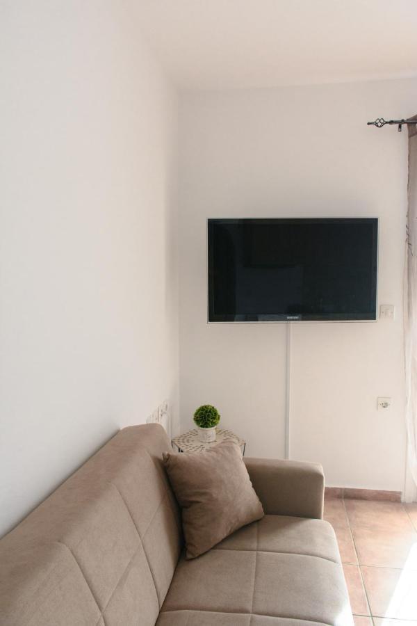 Marys House Apartment Porto Heli Bagian luar foto