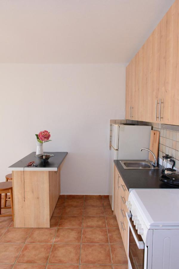 Marys House Apartment Porto Heli Bagian luar foto