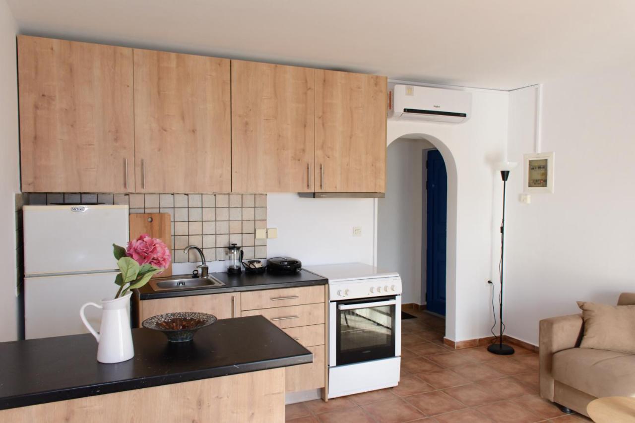 Marys House Apartment Porto Heli Bagian luar foto